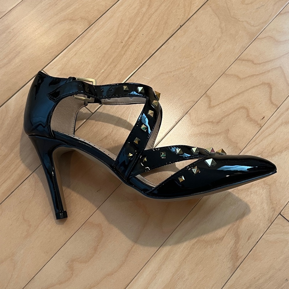 Adrienne Vittadini Black Heels with Gold Studs - Picture 2 of 5